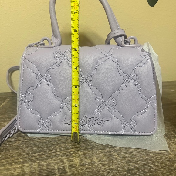 Luv Betsey By Betsey Johnson Crossbody - Picture 8 of 8